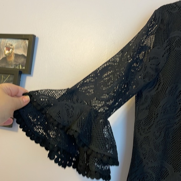 Lilly Pulitzer LIANA TOP IN COCONUT JELLYFISH CRITTER CROCHET Black size XS - Picture 7 of 16